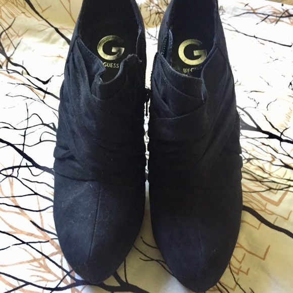 HP🎉 NWOT G By Guess Black Stiletto Booties Size 9.5 - Picture 3 of 8